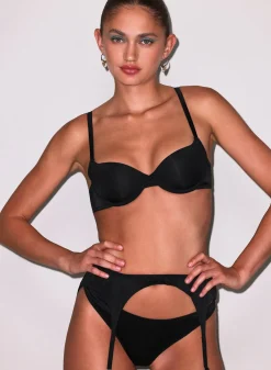 Seamless Luxe Balconette Bra